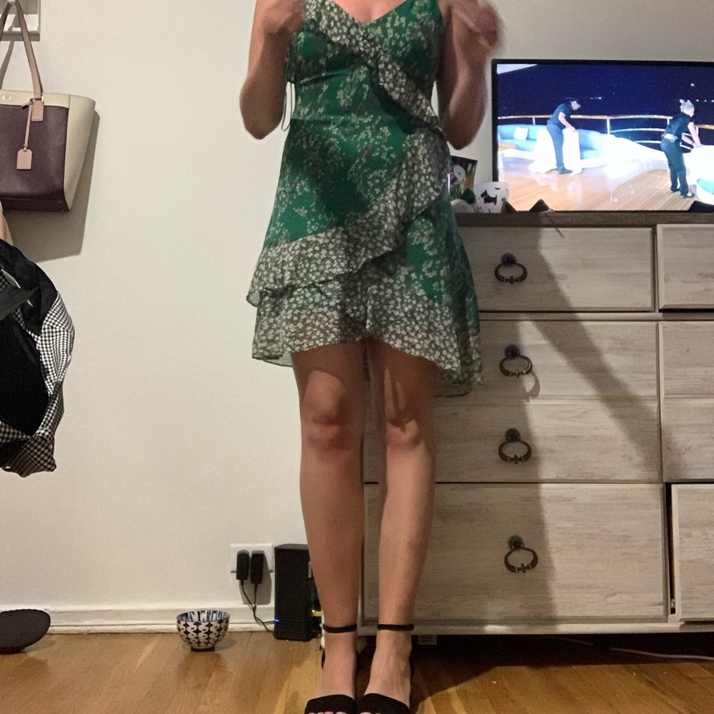 ASTR dress - ruffle details, tie straps